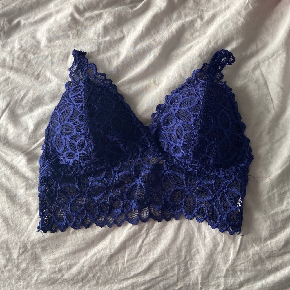Bralettes - Picture 6 of 6